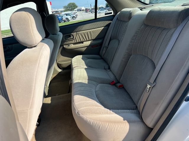 Used 2001 Buick Century Custom w/ Premium Pkg FWD image 29