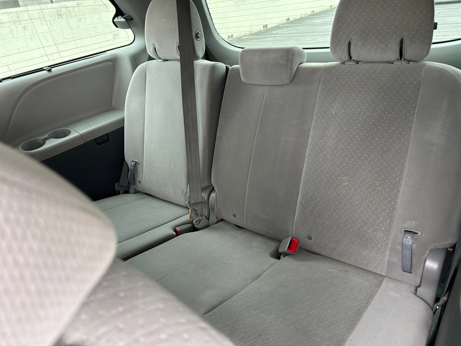 Used 2017 Toyota Sienna LE FWD image 18
