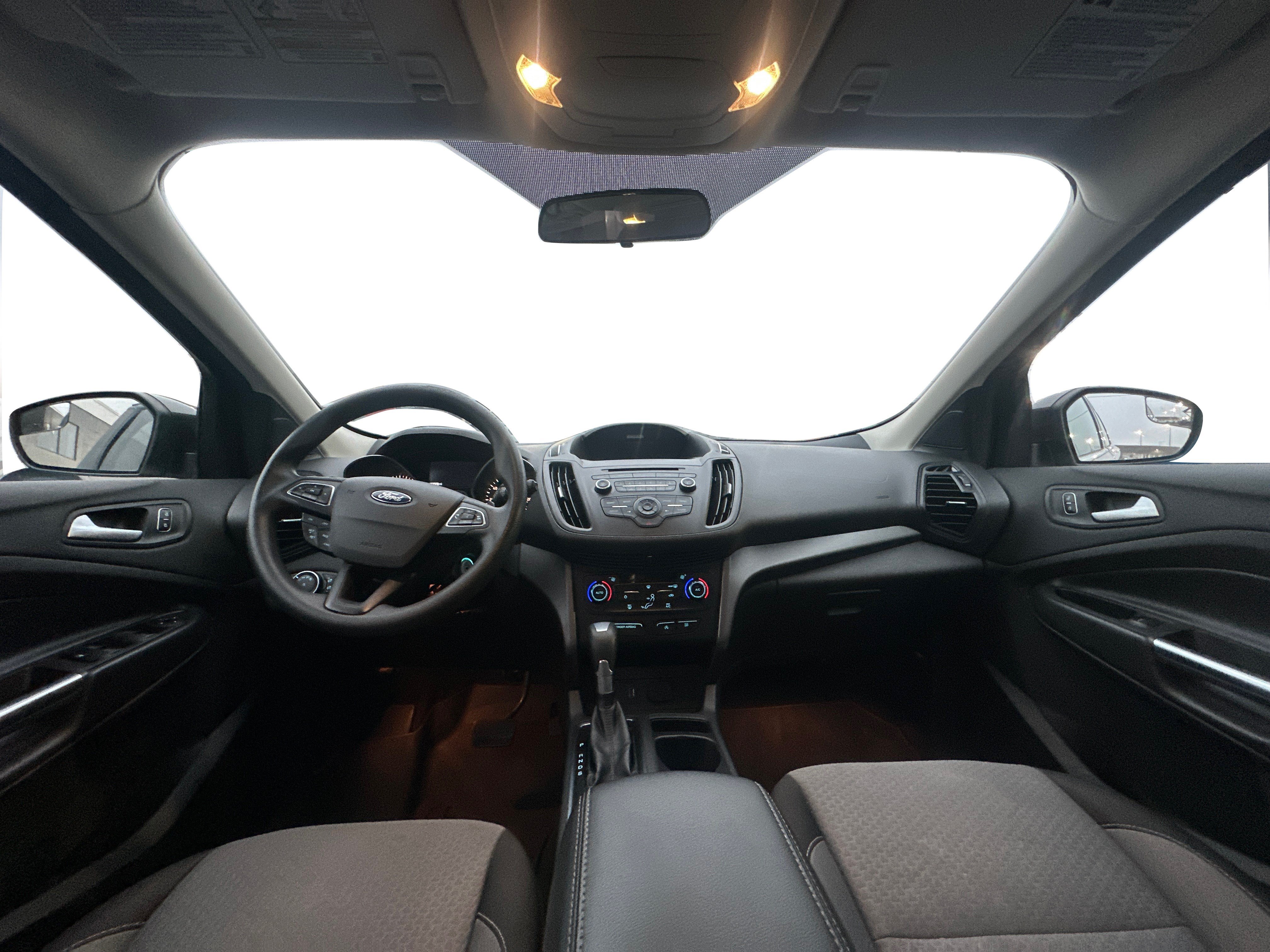 Used 2017 Ford Escape SE AWD/4WD image 12