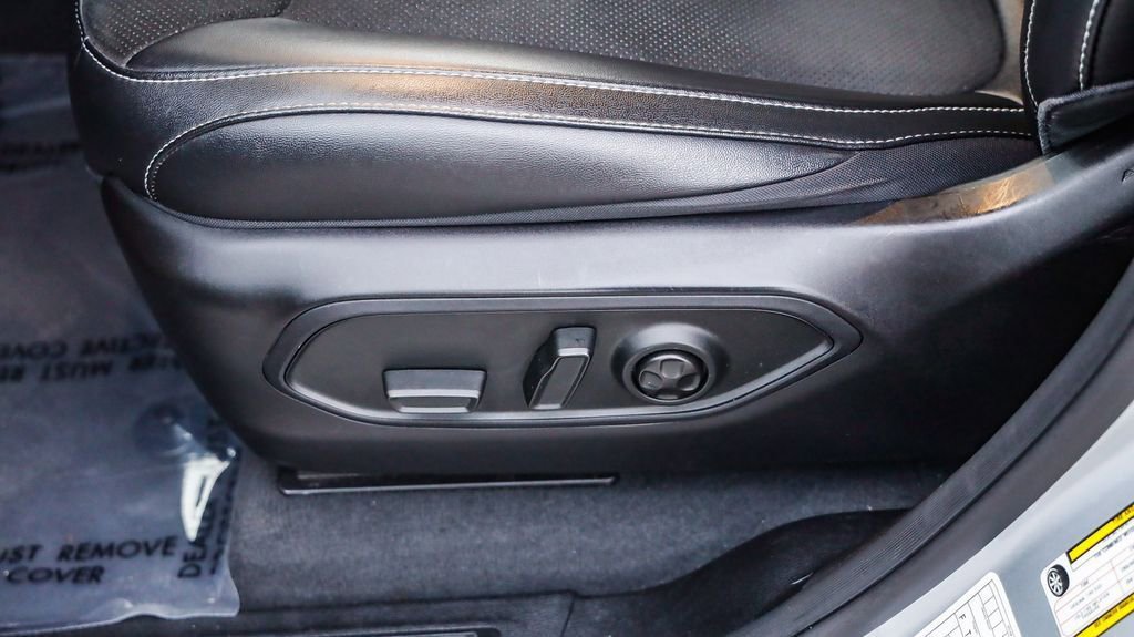 Certified 2024 Jeep Grand Cherokee Altitude image 22