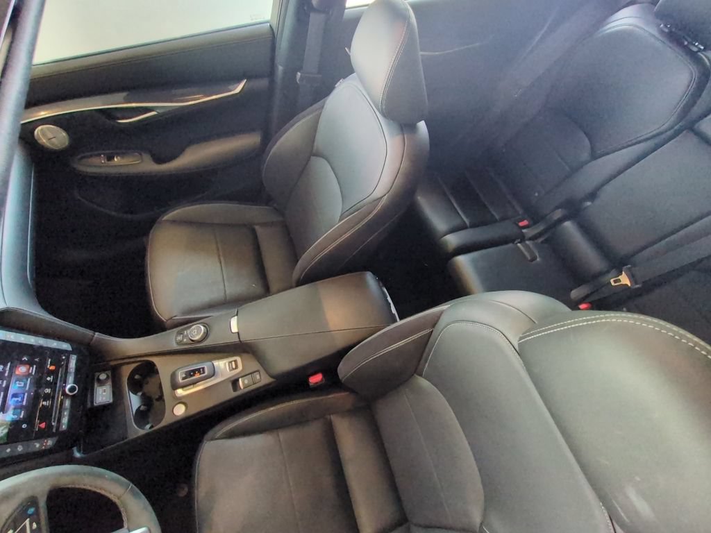 Used 2024 INFINITI QX50 Sport FWD image 12