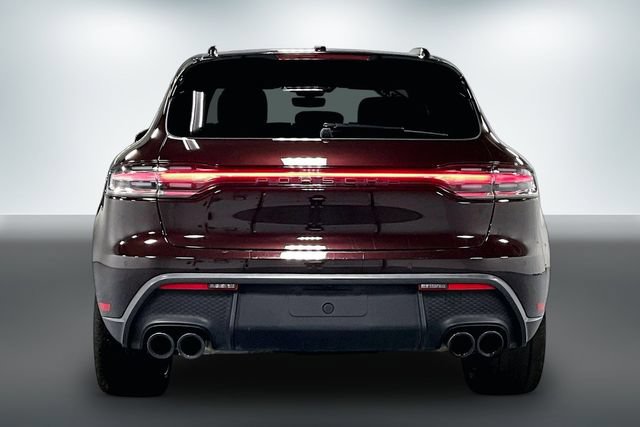 Used 2023 Porsche Macan Turbo AWD/4WD image 7