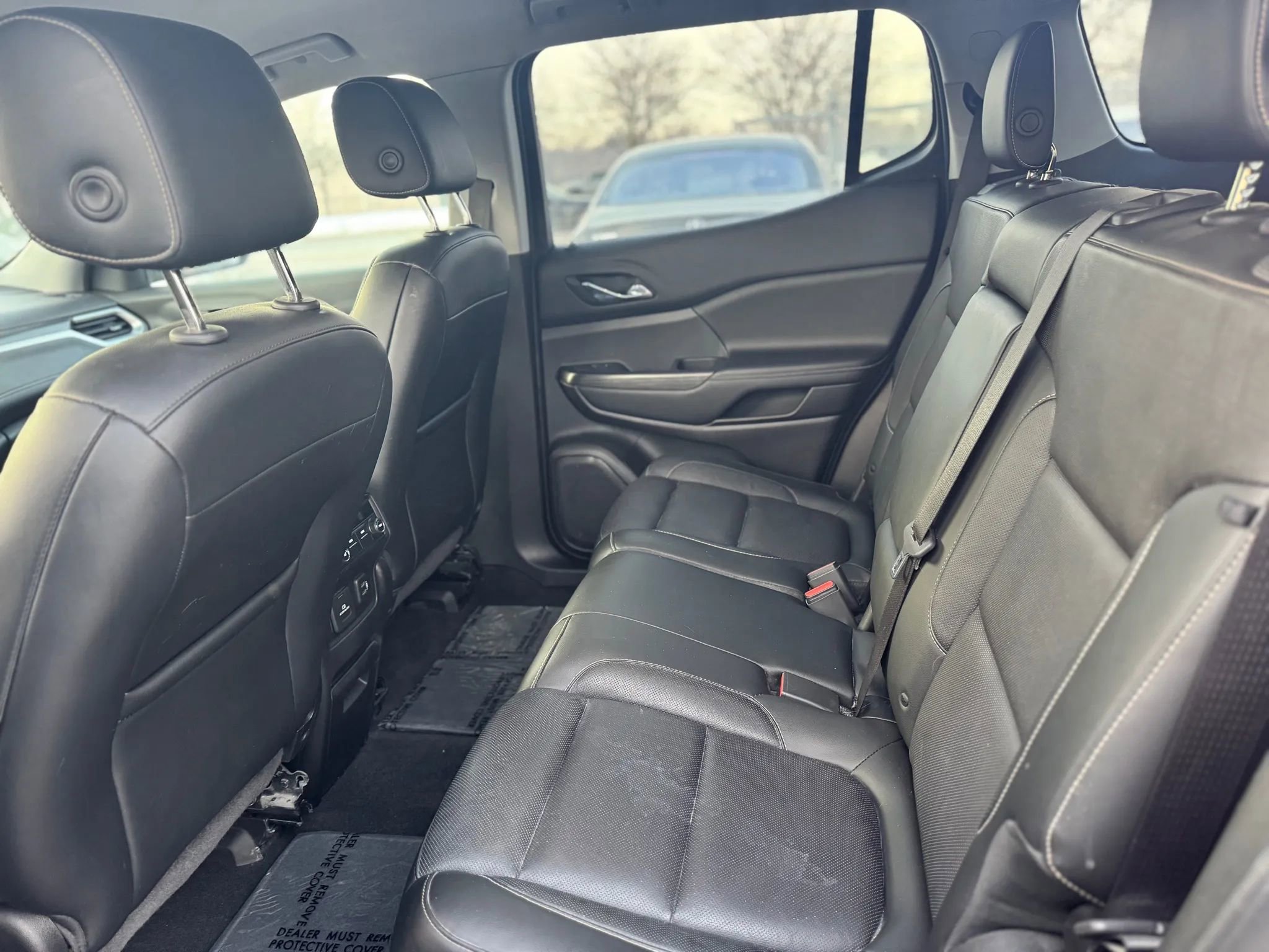 Used 2019 GMC Acadia SLT image 16