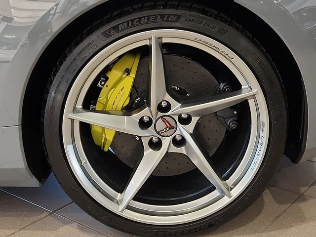 New 2024 Chevrolet Corvette E-Ray w/ ZER Performance Package AWD/4WD image 7