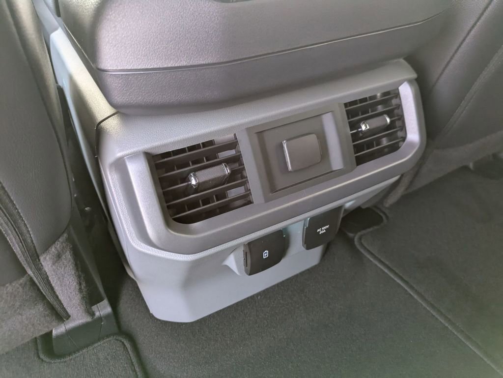 New 2025 Ford F150 Lariat w/ Equipment Group 501A Mid image 42