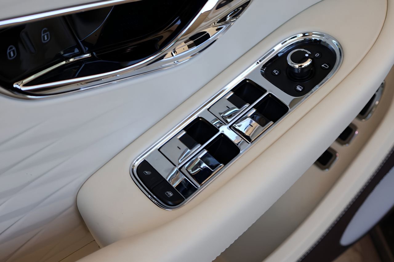 New 2026 Bentley Continental GTC AWD/4WD image 10