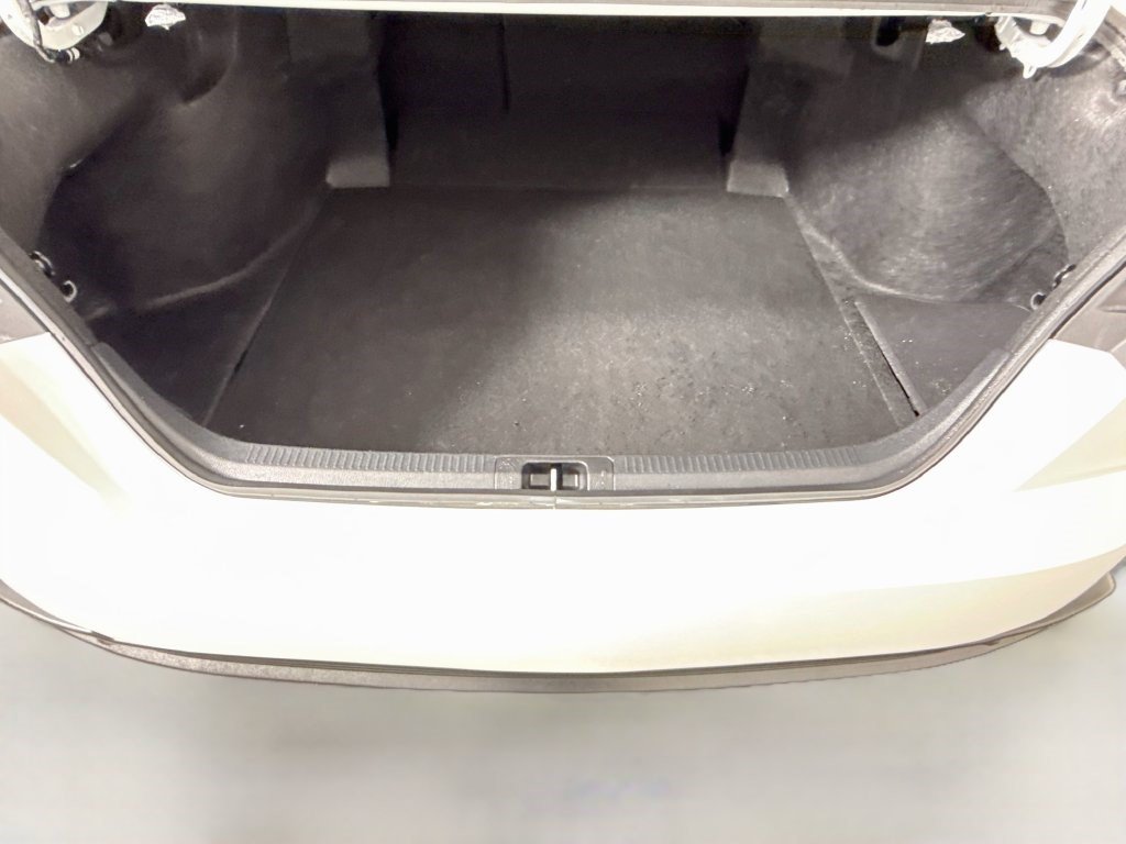 Used 2025 Toyota Camry SE FWD image 34