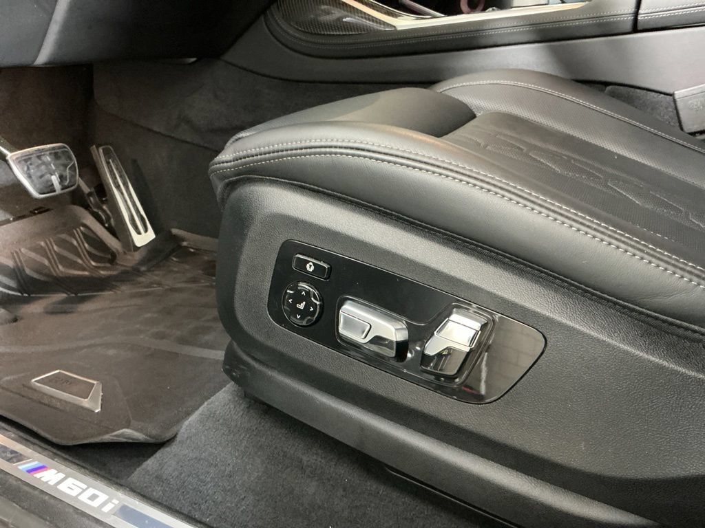 Certified 2025 BMW X7 M60i AWD/4WD image 20
