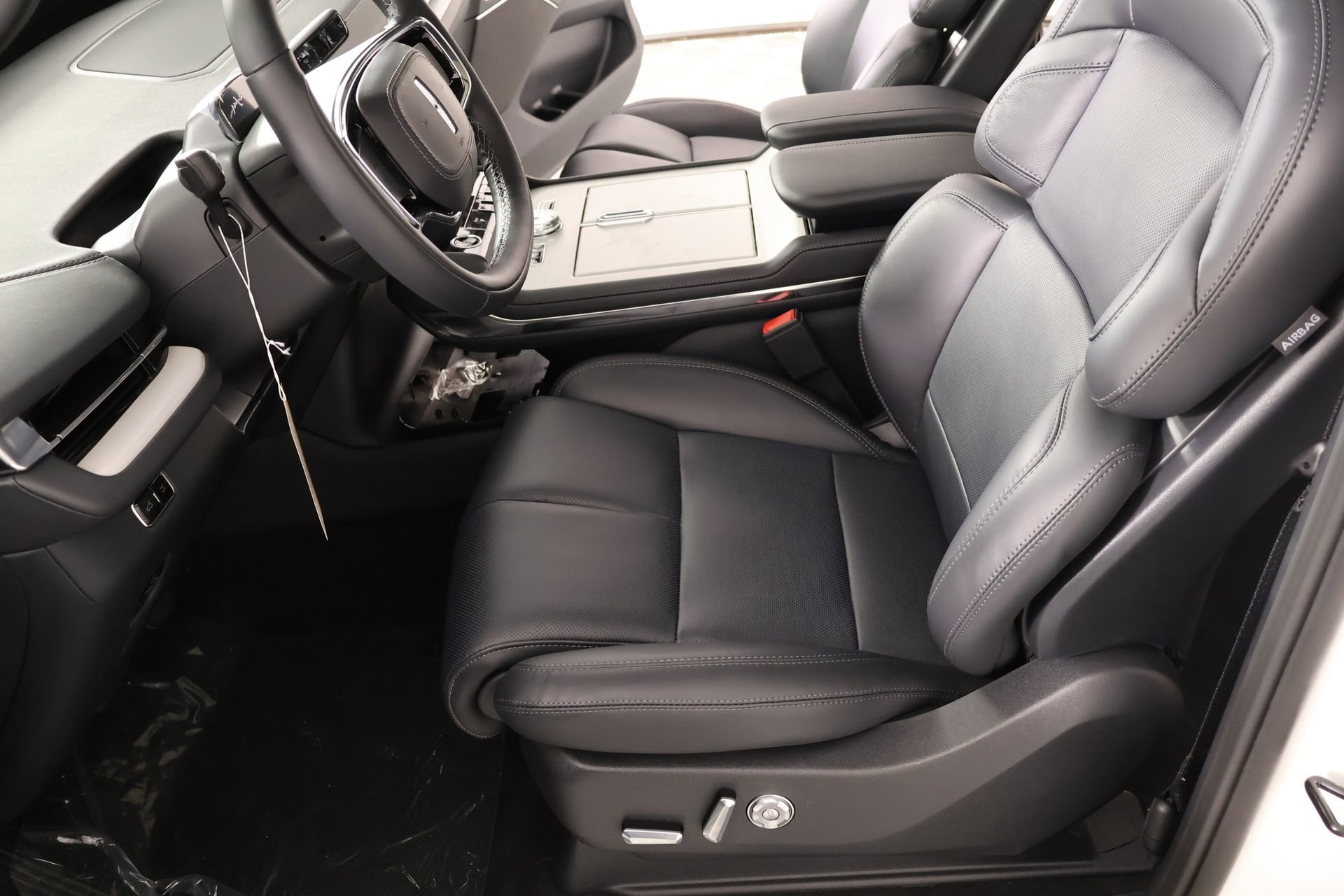 New 2026 Lincoln Navigator Reserve AWD/4WD image 11