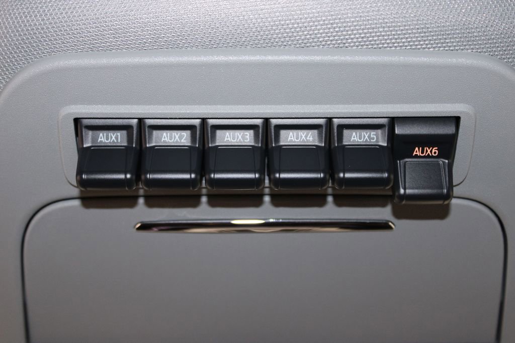 New 2026 Ford F250 Lariat w/ Black Appearance Package image 56