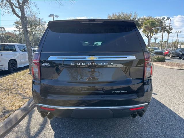 Used 2024 Chevrolet Suburban Premier w/ Premium Package image 7