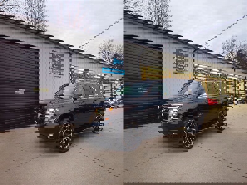 Used 2019 Chevrolet Tahoe LT image 1