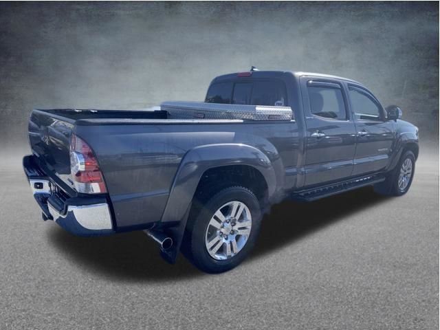 Used 2015 Toyota Tacoma 4x4 Double Cab w/ Limited Package image 9