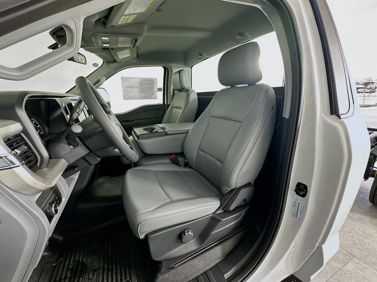 New 2026 Ford F550 4x4 Regular Cab Super Duty image 22