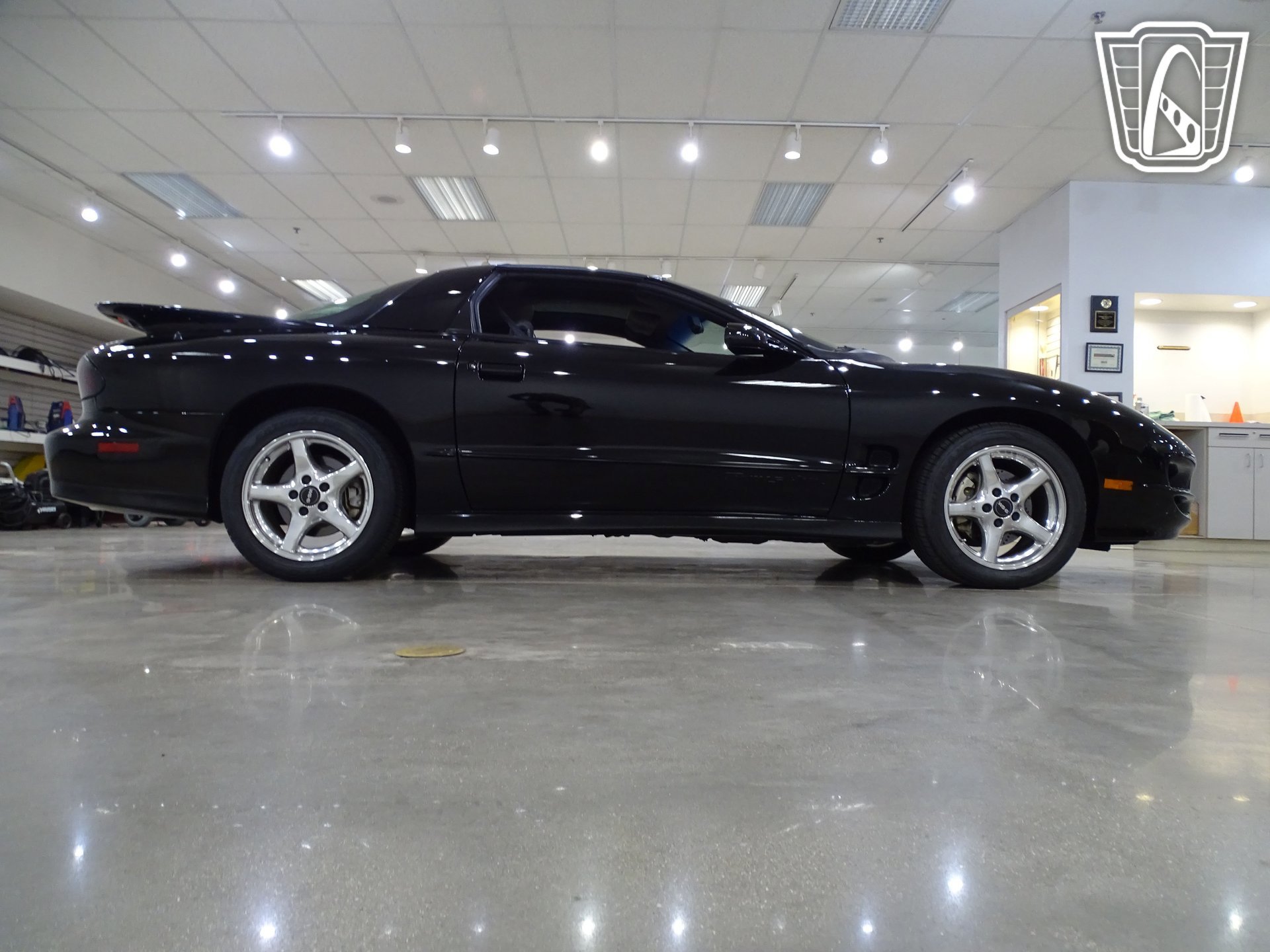 Used 1999 Pontiac Firebird Formula RWD image 19