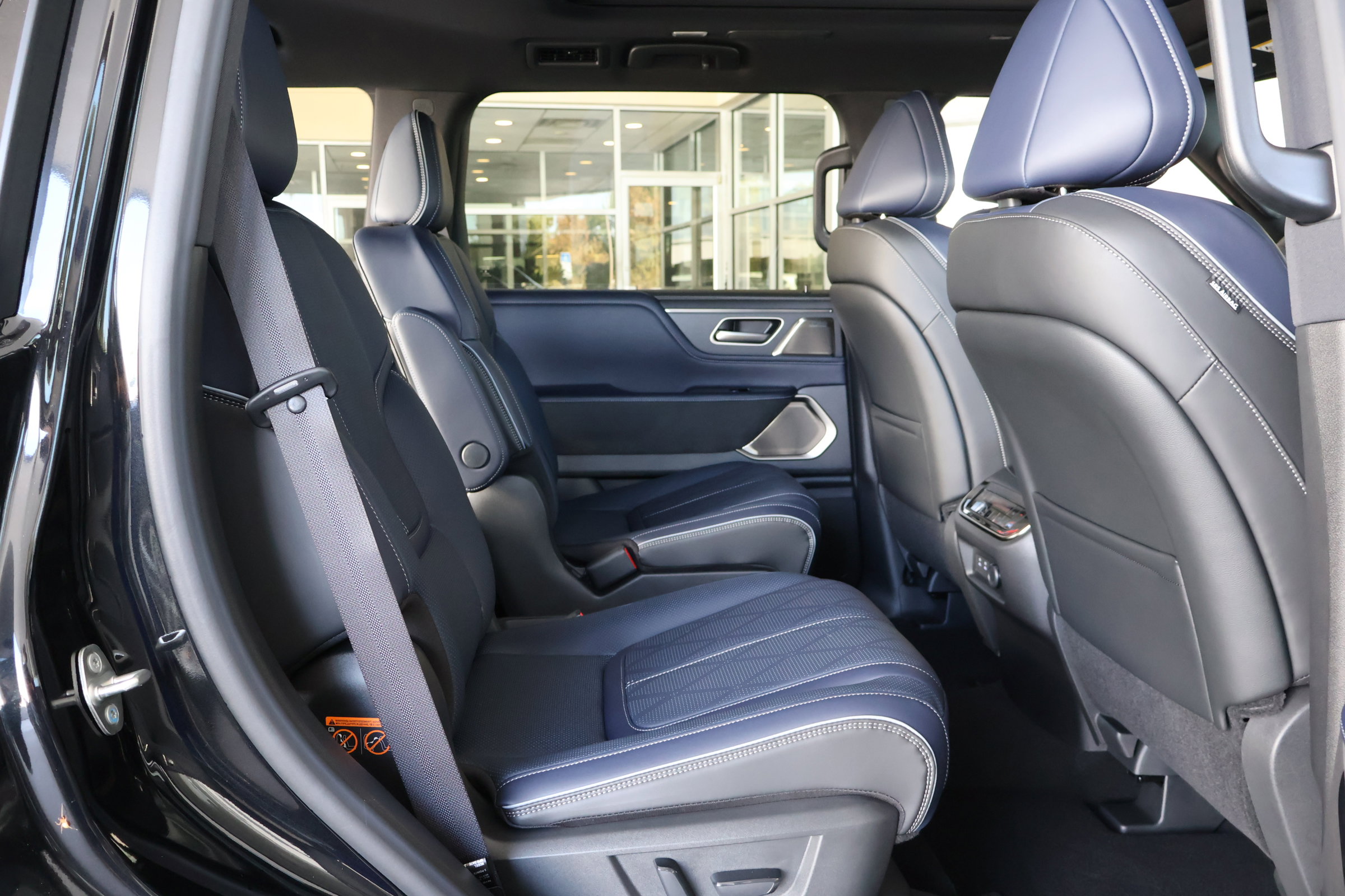 New 2026 INFINITI QX80 4WD image 23