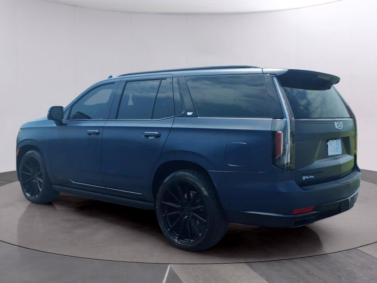 Used 2021 Cadillac Escalade Sport Platinum RWD image 5