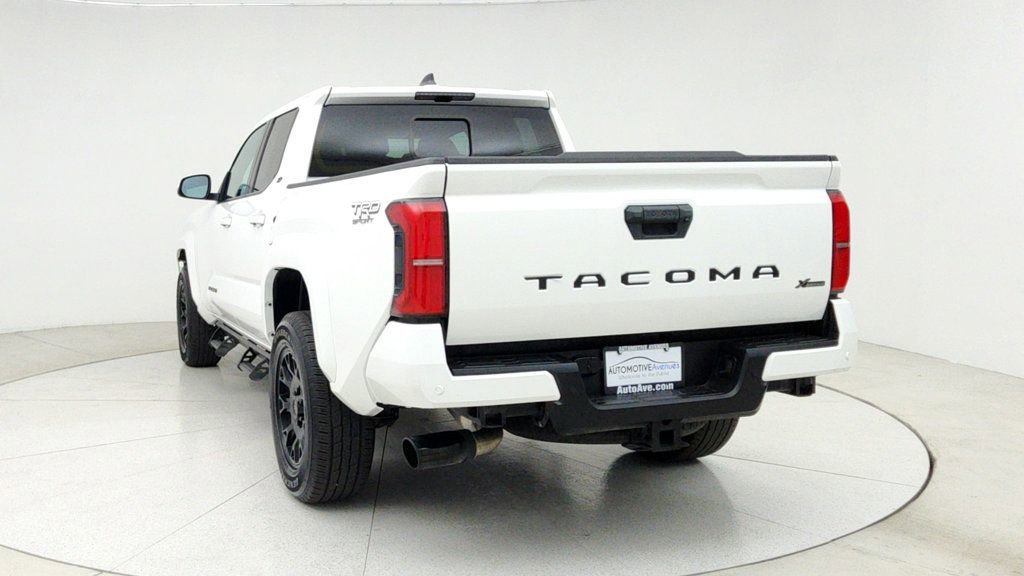 Used 2024 Toyota Tacoma TRD Sport w/ TRD Sport Upgrade Package RWD image 6