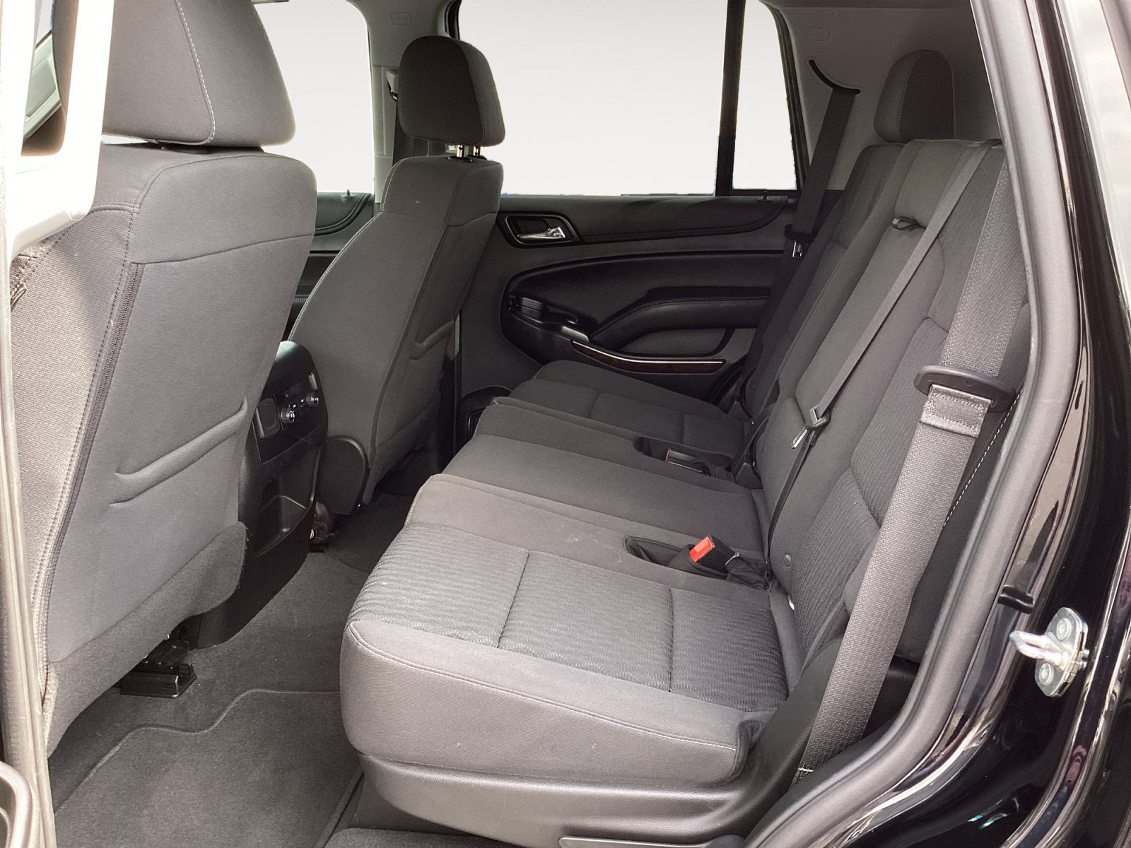 Used 2020 Chevrolet Tahoe LS RWD image 24