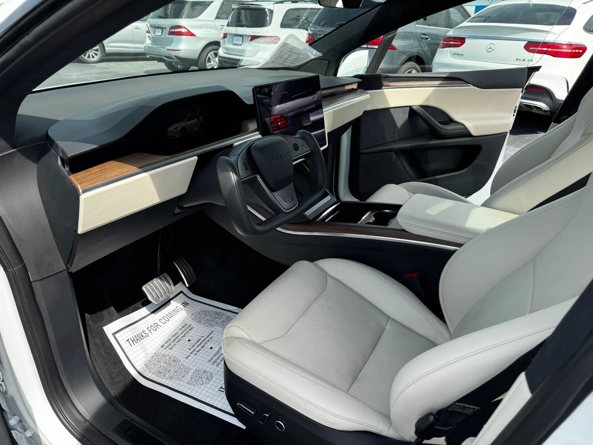 Used 2022 Tesla Model X AWD/4WD image 9