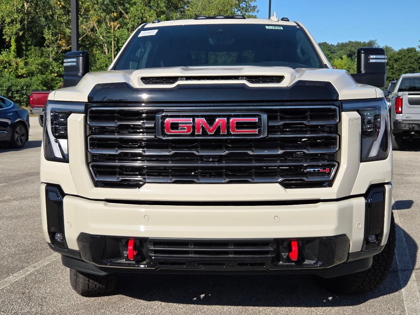 New 2026 GMC Sierra 2500 AT4 w/ AT4 Premium Plus Package AWD/4WD image 14