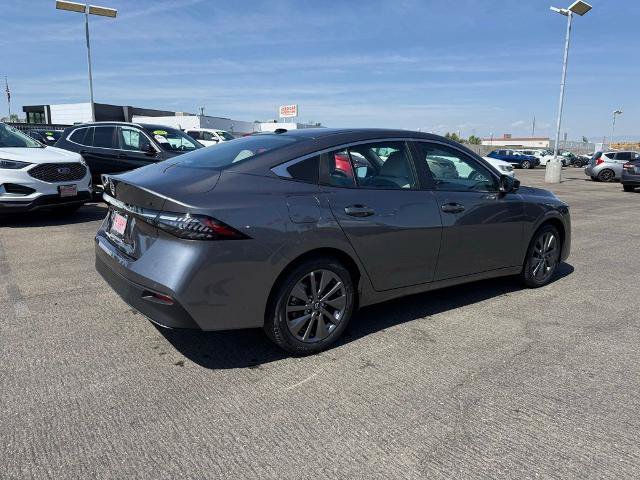 New 2026 Nissan Sentra SL w/ Floor Mat Package FWD image 6