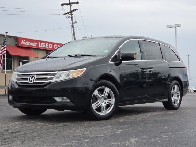 Used 2011 Honda Odyssey Touring image 2