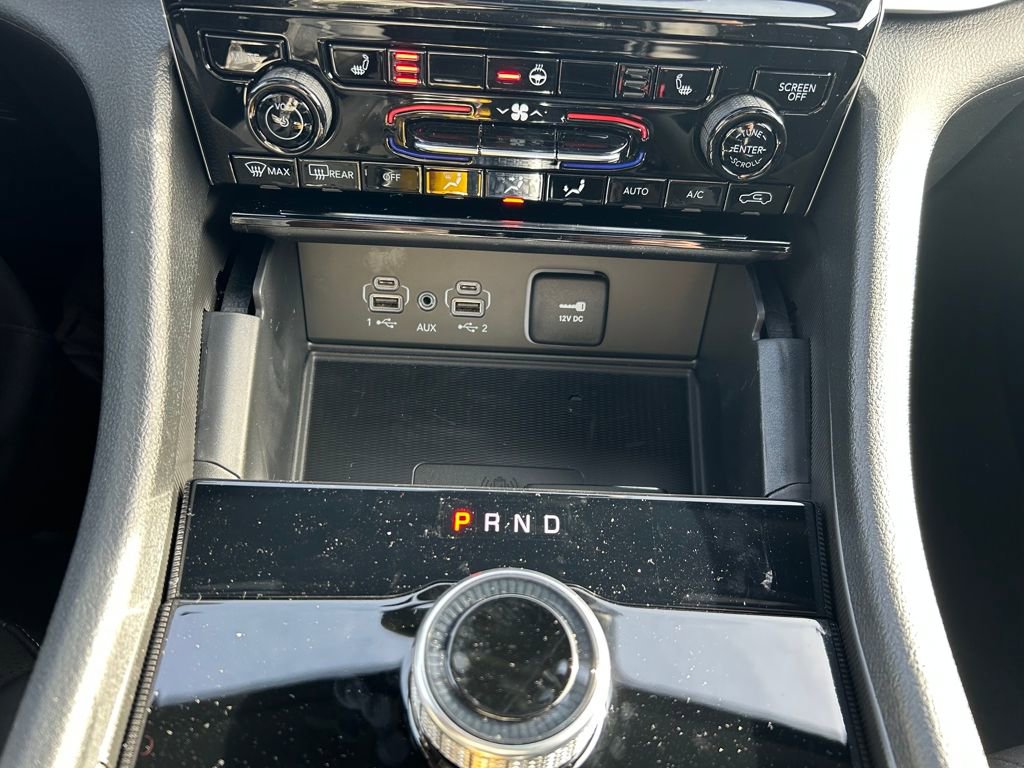 New 2025 Jeep Grand Cherokee L Altitude image 16