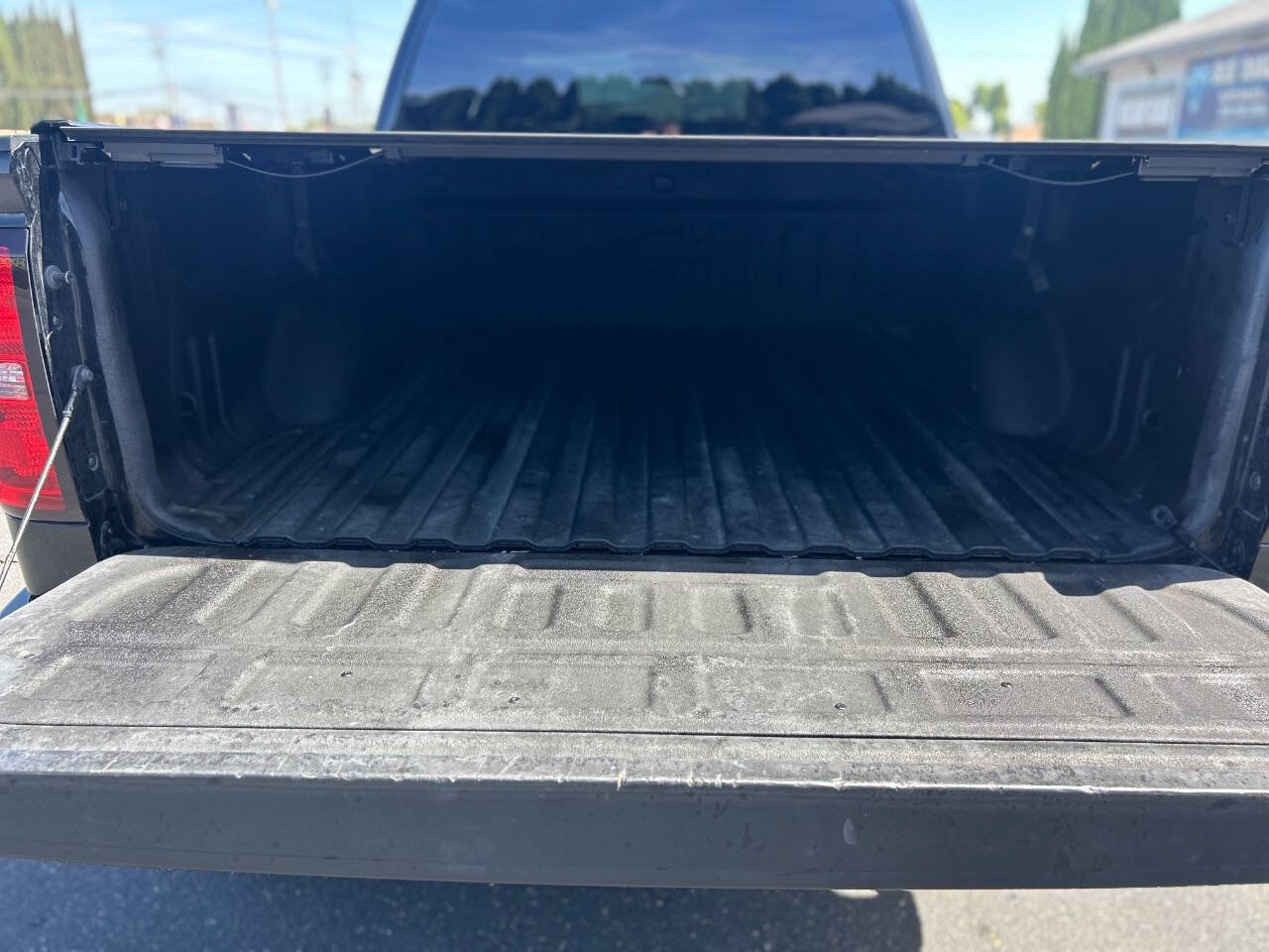 Used 2018 Chevrolet Silverado 1500 LT w/ All Star Edition AWD/4WD image 17