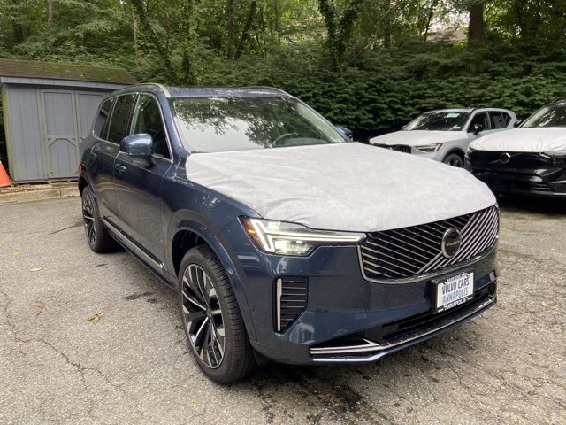 New 2026 Volvo XC90 T8 Plus image 1