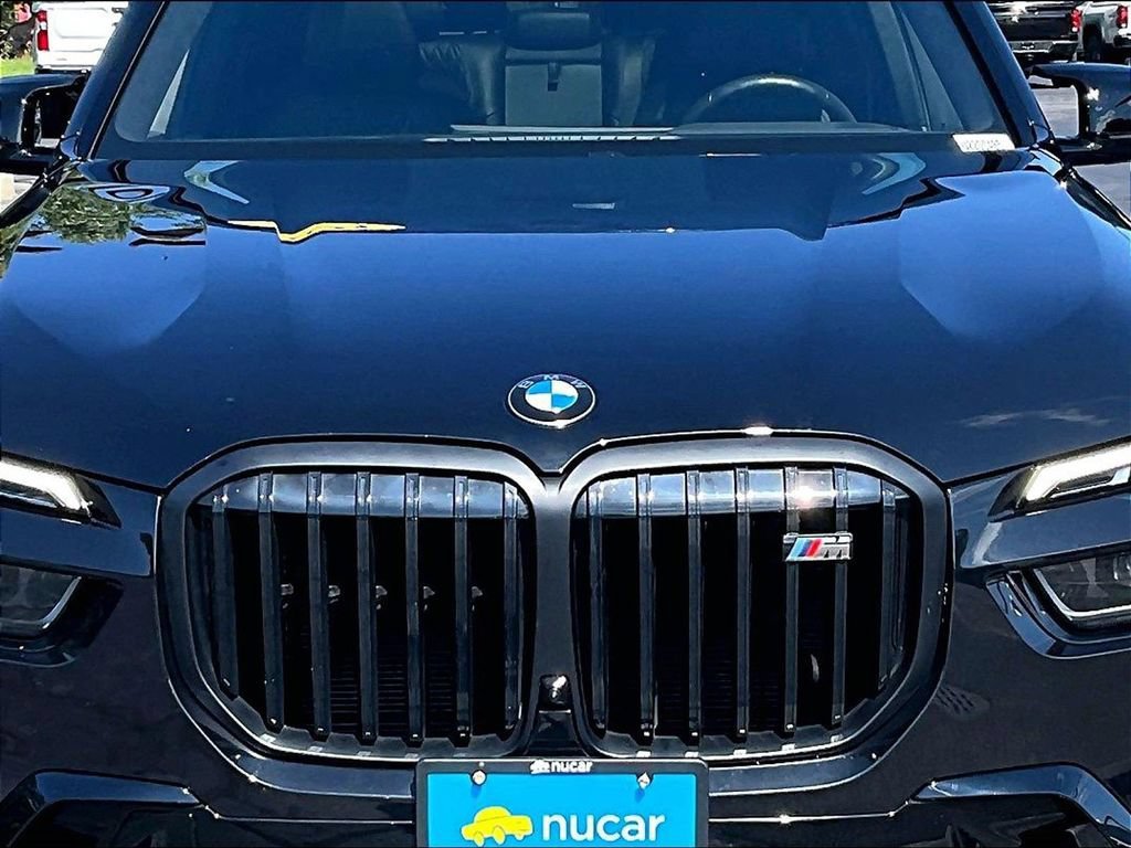 Used 2025 BMW X7 M60i AWD/4WD image 31