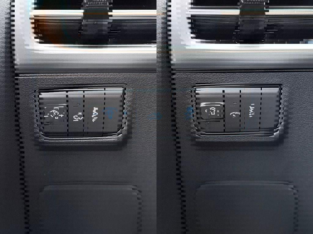 New 2026 Hyundai Santa Cruz SE image 19