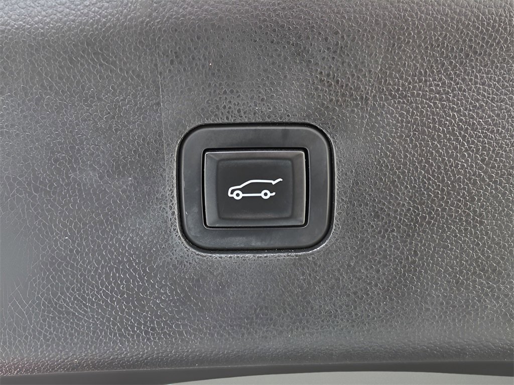 Used 2019 Buick Enclave Premium w/ Experience Buick Package image 13