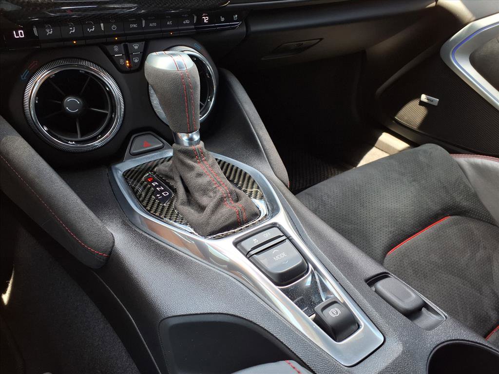 Used 2017 Chevrolet Camaro ZL1 RWD image 18