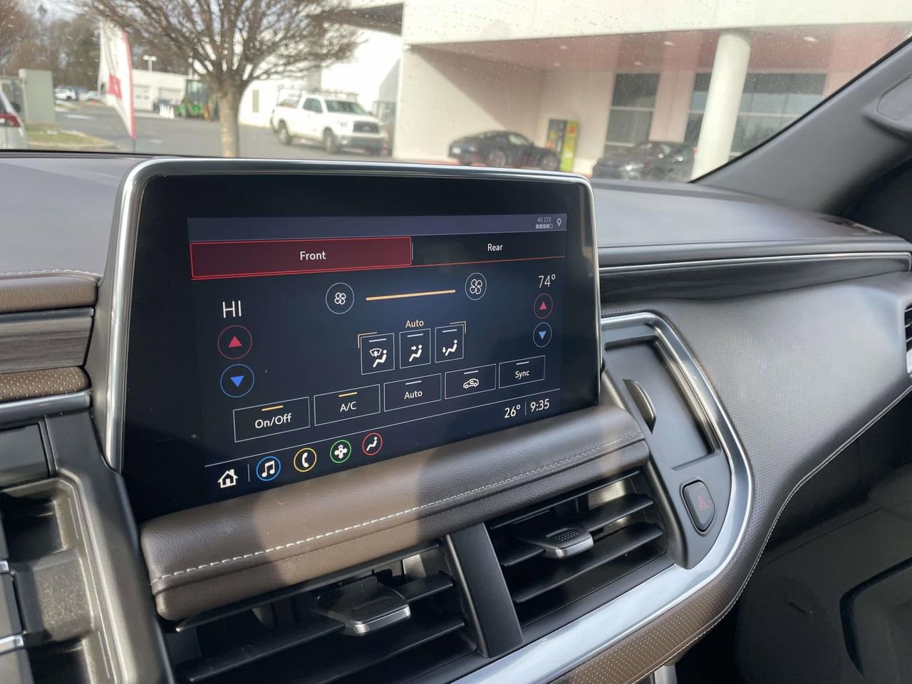 Used 2021 GMC Yukon SLT image 39