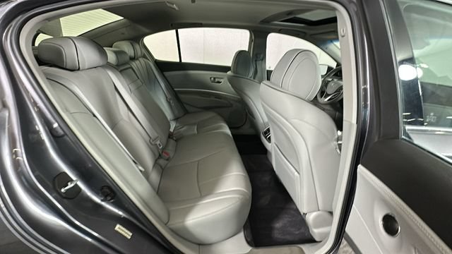 Used 2018 Acura RLX w/ Technology Package FWD image 29