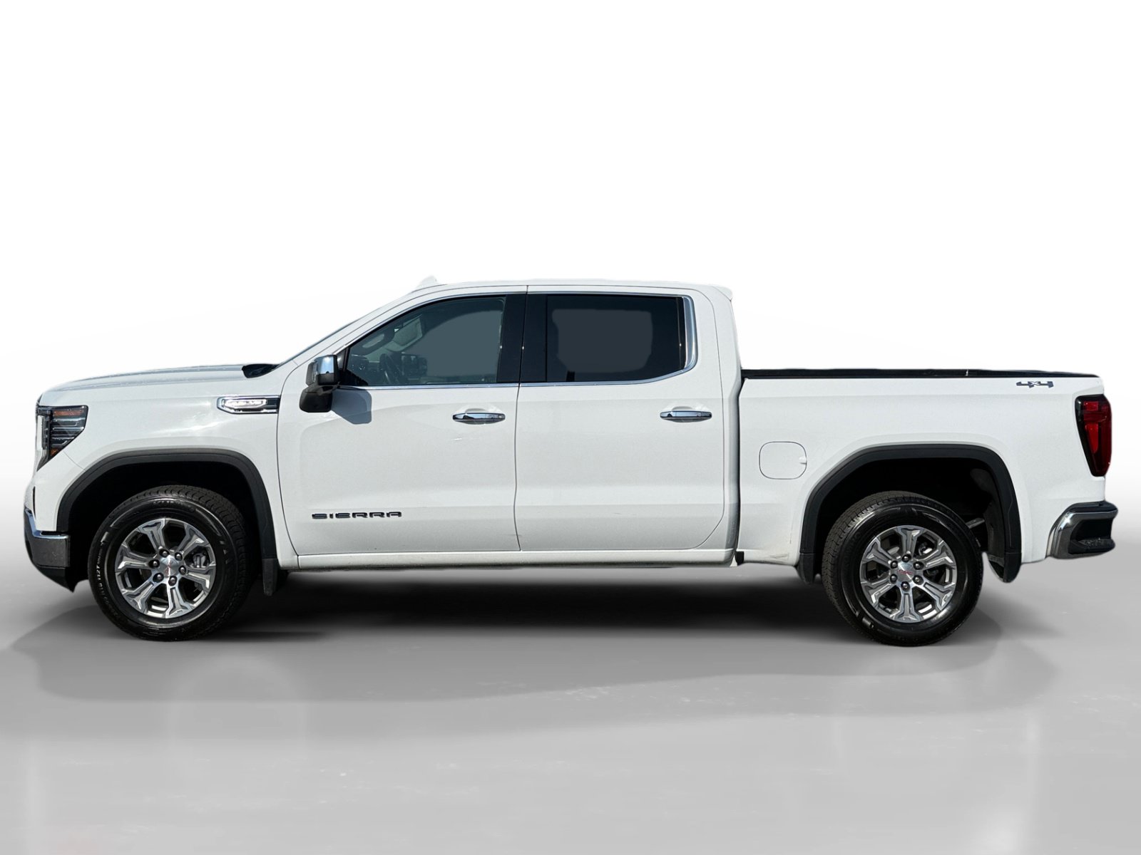 Used 2025 GMC Sierra 1500 SLT AWD/4WD image 2