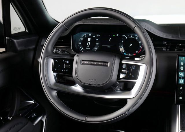 New 2025 Land Rover Range Rover SE image 14