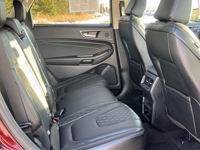 Used 2024 Ford Edge Titanium image 18