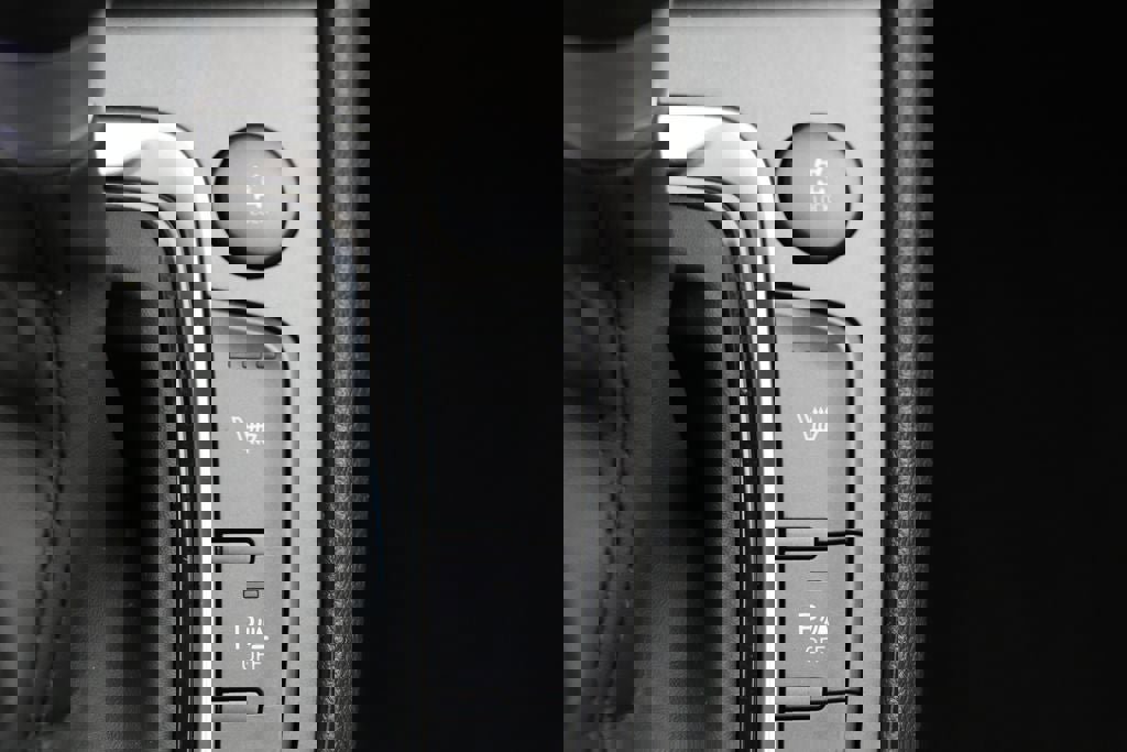 Used 2023 Hyundai Kona Limited w/ Cargo Package image 26