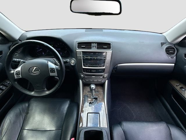 Used 2013 Lexus IS 250C RWD image 14