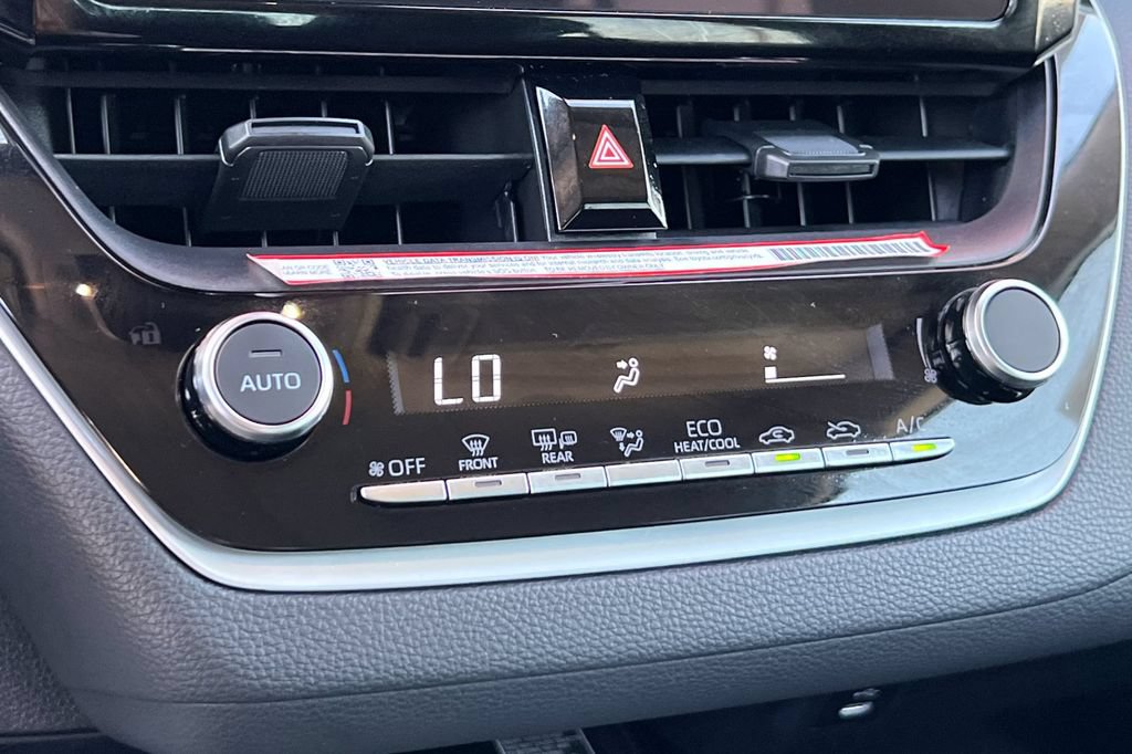 Certified 2026 Toyota Corolla LE w/ LE Premium Package FWD image 21