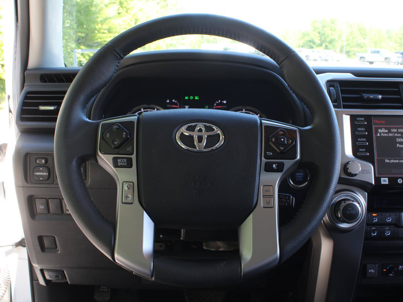 Used 2021 Toyota 4Runner Limited AWD/4WD image 10