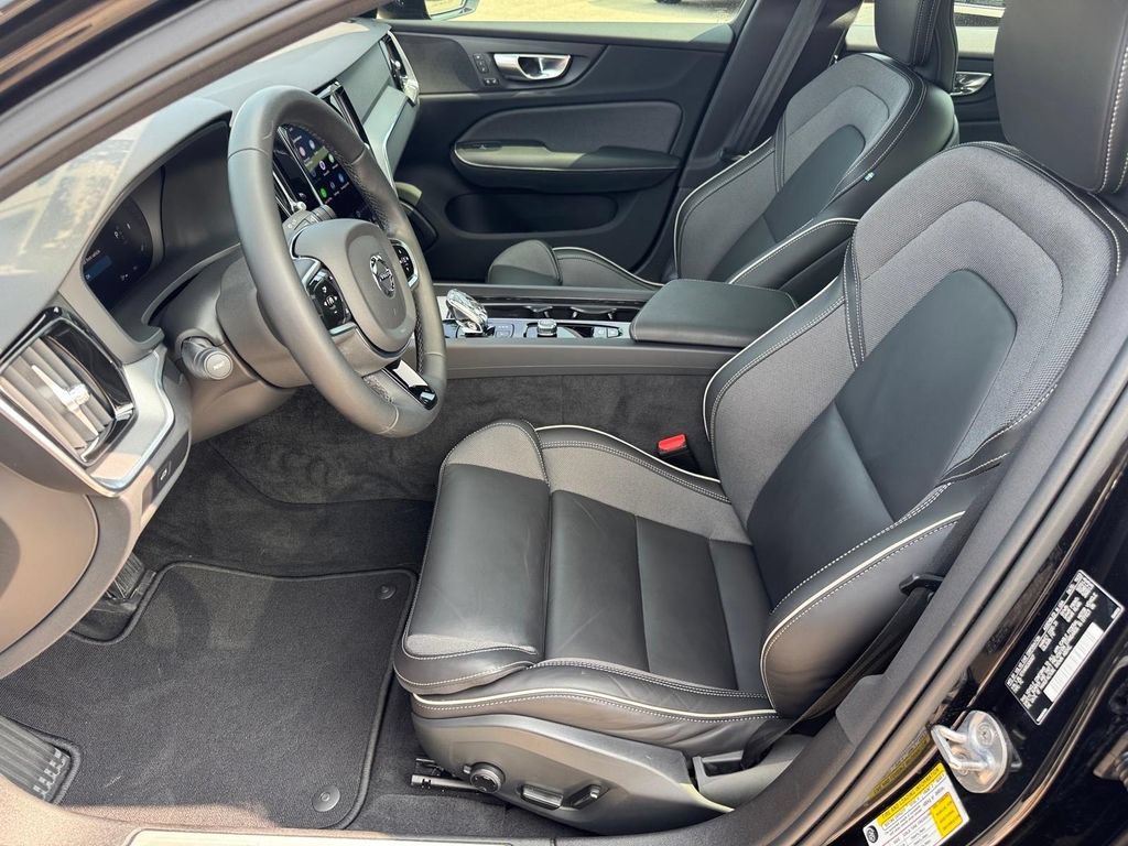 Certified 2024 Volvo S60 B5 Plus w/ Climate Package AWD/4WD image 7