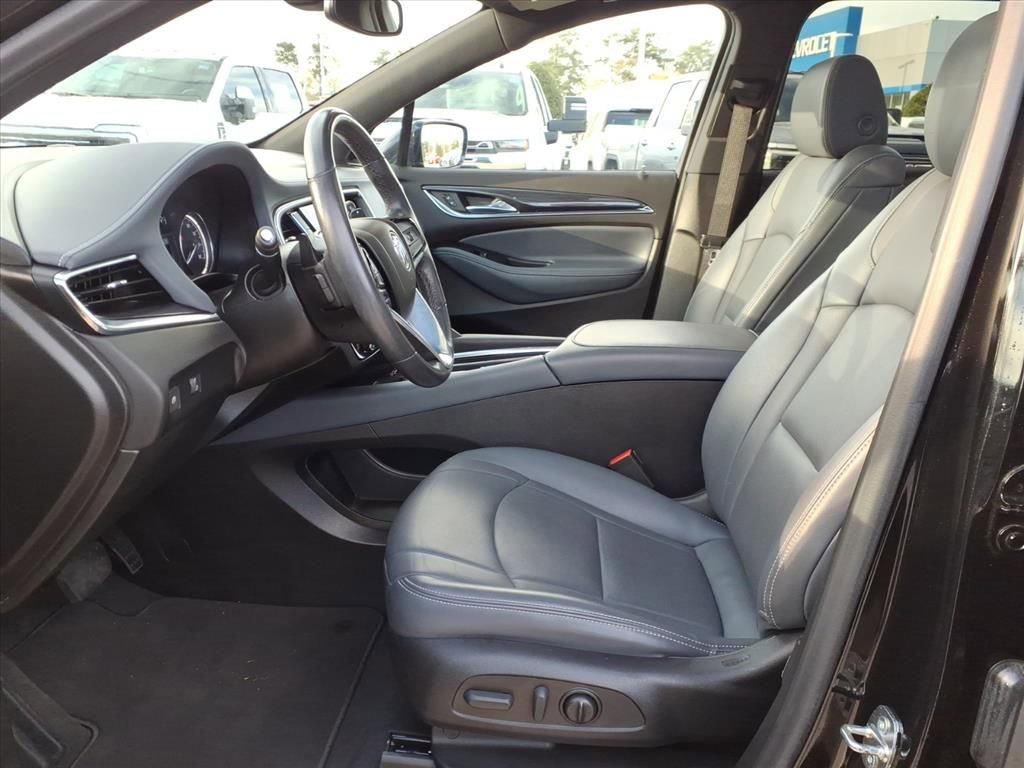 Used 2024 Buick Enclave Essence w/ Experience Buick Package image 19