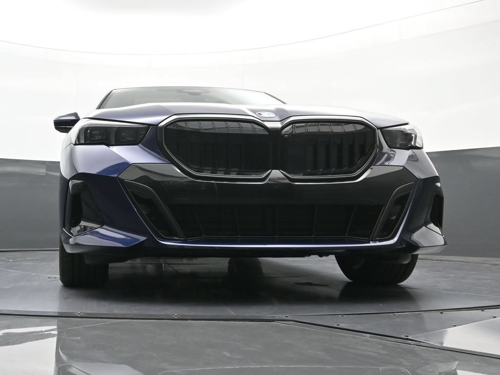 New 2026 BMW 540i xDrive w/ Executive Package AWD/4WD image 23