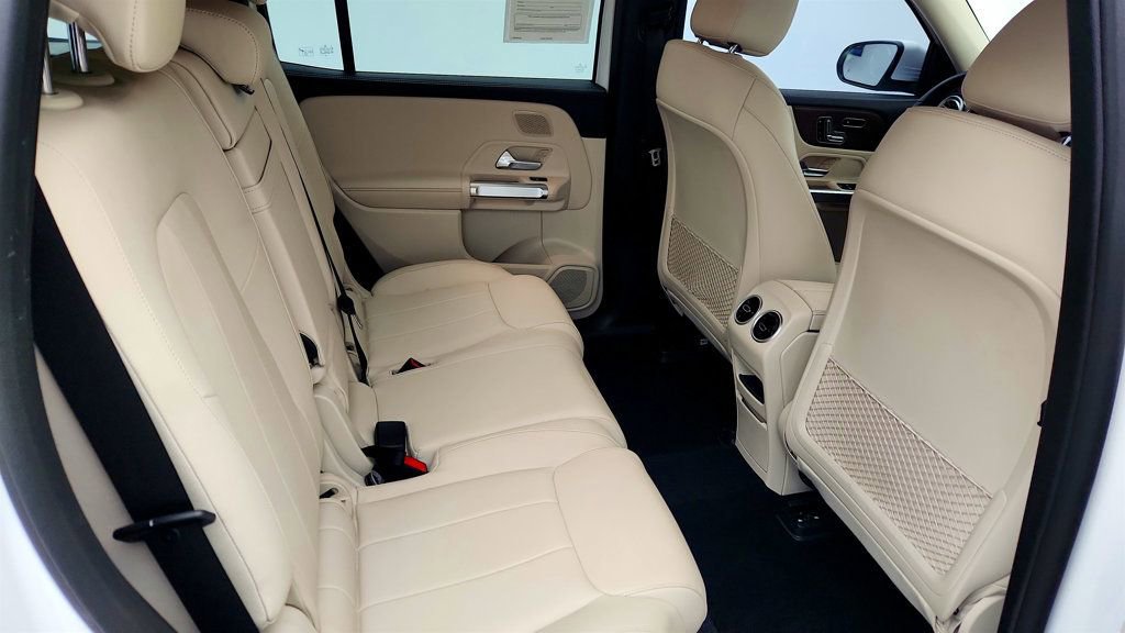 Used 2023 Mercedes-Benz EQB 250+ w/ Exclusive Package image 22