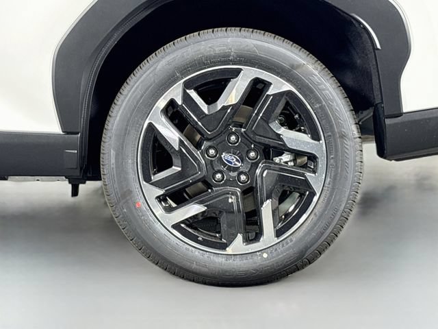 New 2026 Subaru Forester Premium AWD/4WD image 31