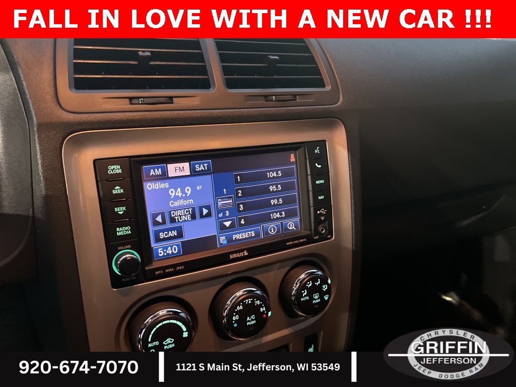 Used 2014 Dodge Challenger SRT8 image 26