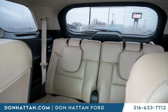 Used 2023 Ford Explorer XLT w/ Equipment Group 202A image 23